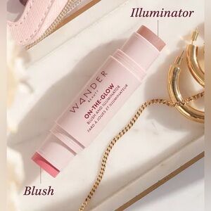 Wander Beauty Dual Blush and Illuminator Stick - Full Size NEW in Box
